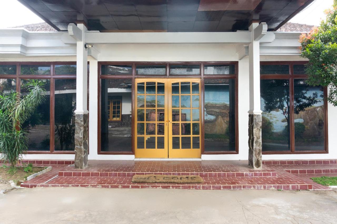 Reddoorz At Pujon Malang 호텔 바투 외부 사진
