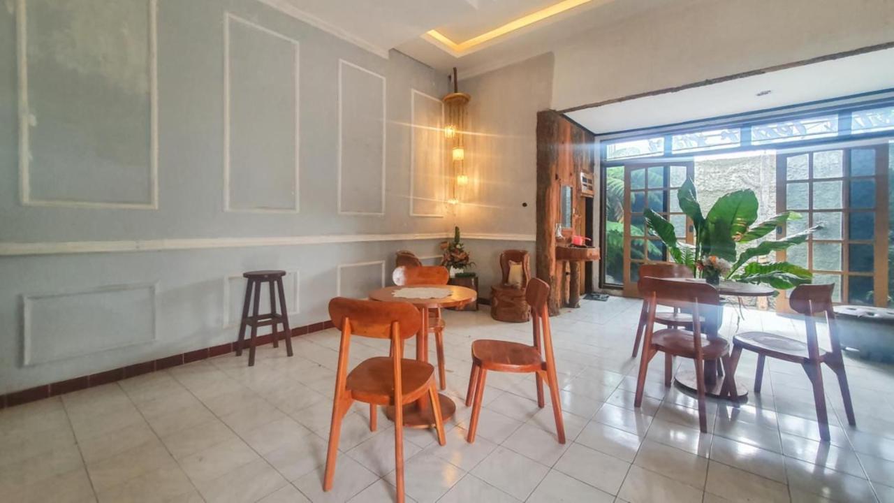 Reddoorz At Pujon Malang 호텔 바투 외부 사진